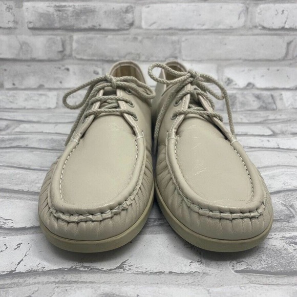 SAS Women's Oxford Walking Shoe (Bone) - Picture 2 of 10